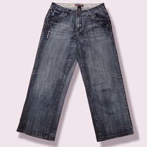 Deluxe LA Bluos Cropped Capri Black Washed  Distressed Jeans | Size 10